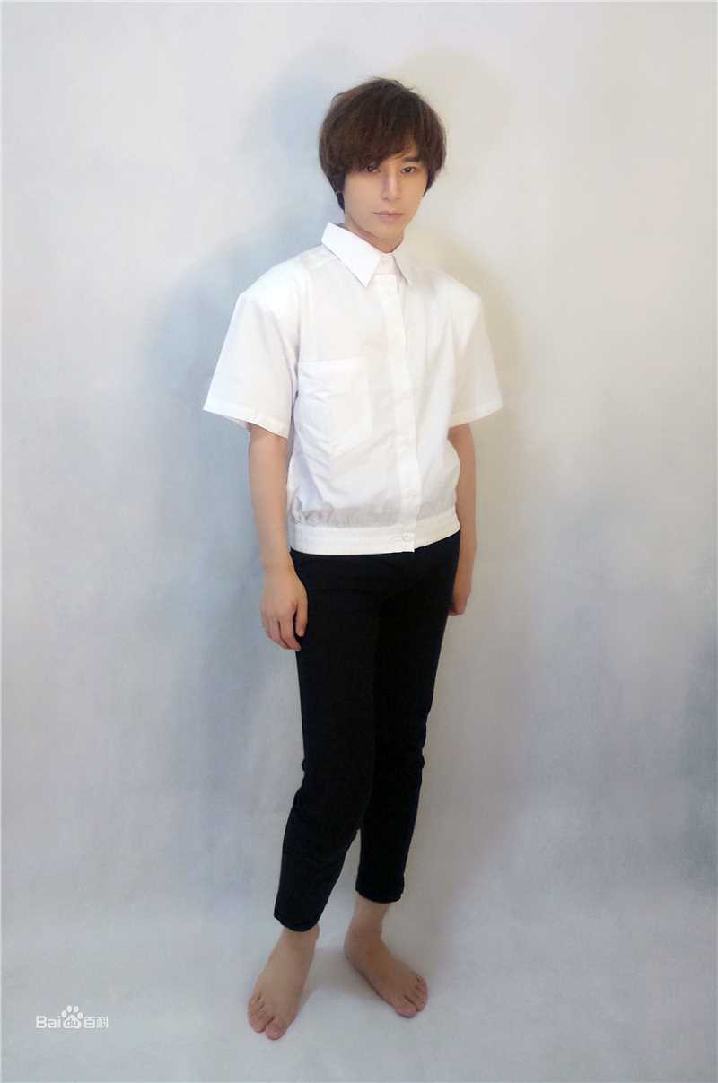 陈奕天(Eachen)全身壁纸壁纸