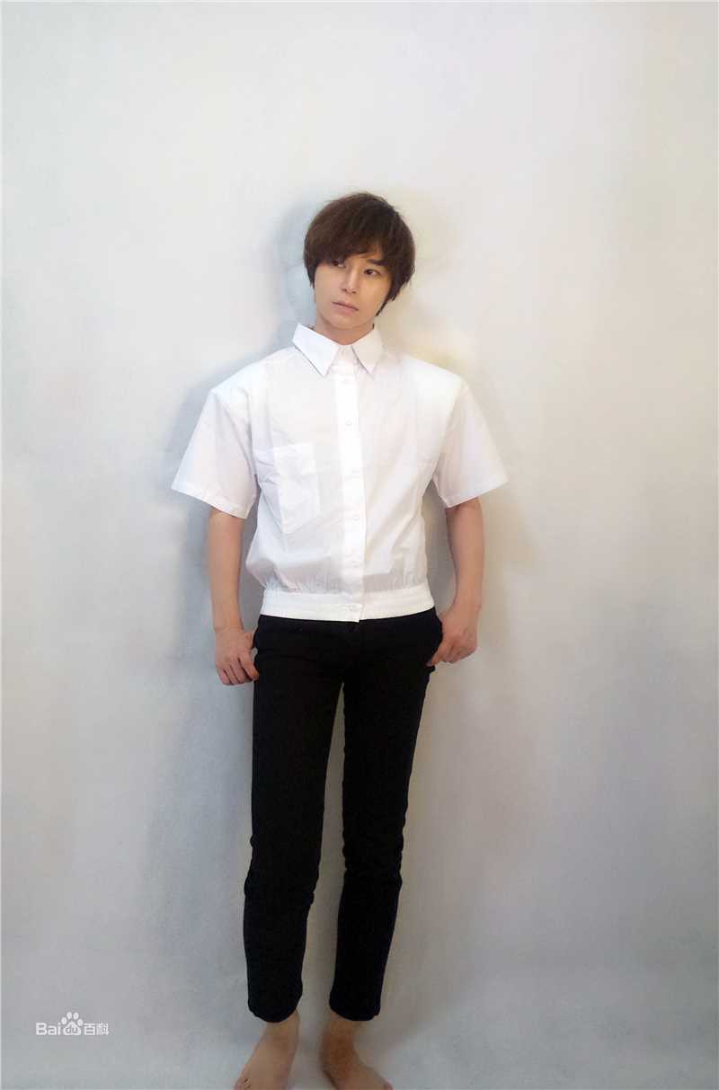 陈奕天(Eachen)全身壁纸壁纸