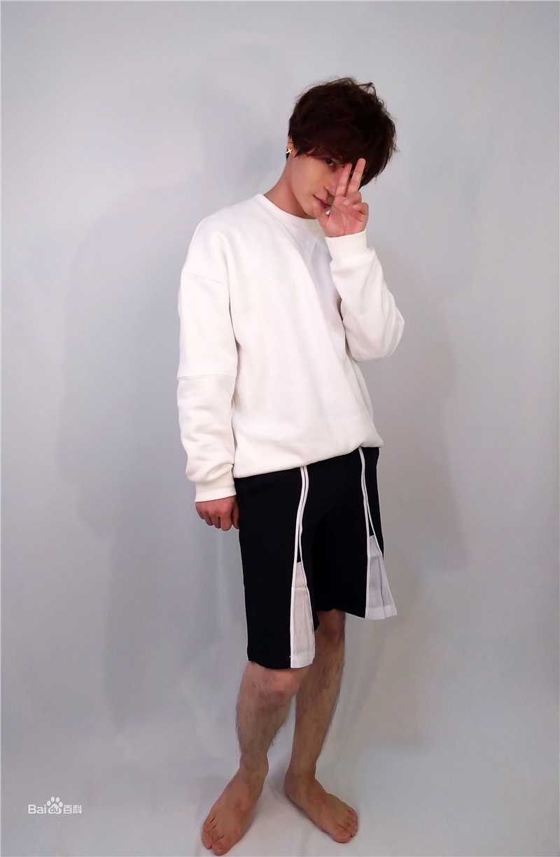 陈奕天(Eachen)最全II相册