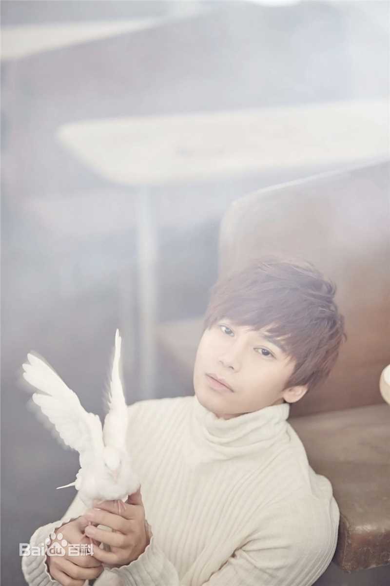 陈奕天(Eachen)最全火车壁纸