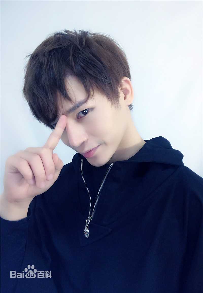 陈奕天(Eachen)精选披肩图册