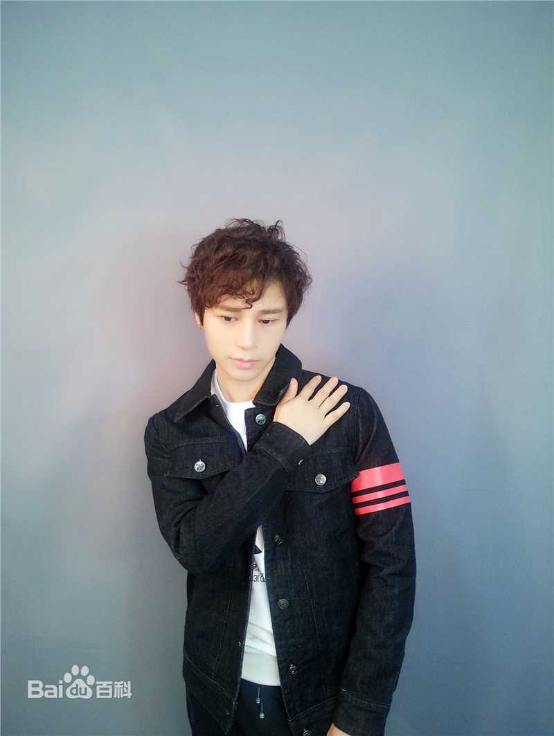 陈奕天(Eachen)牛仔图册