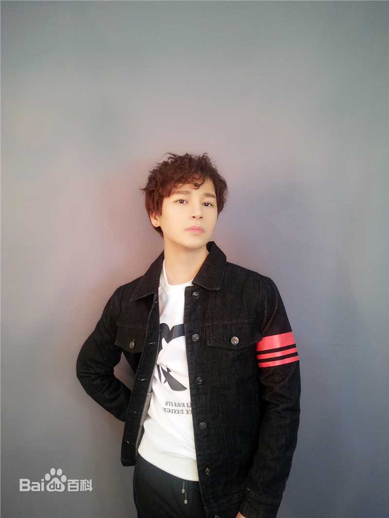 陈奕天(Eachen)牛仔图册