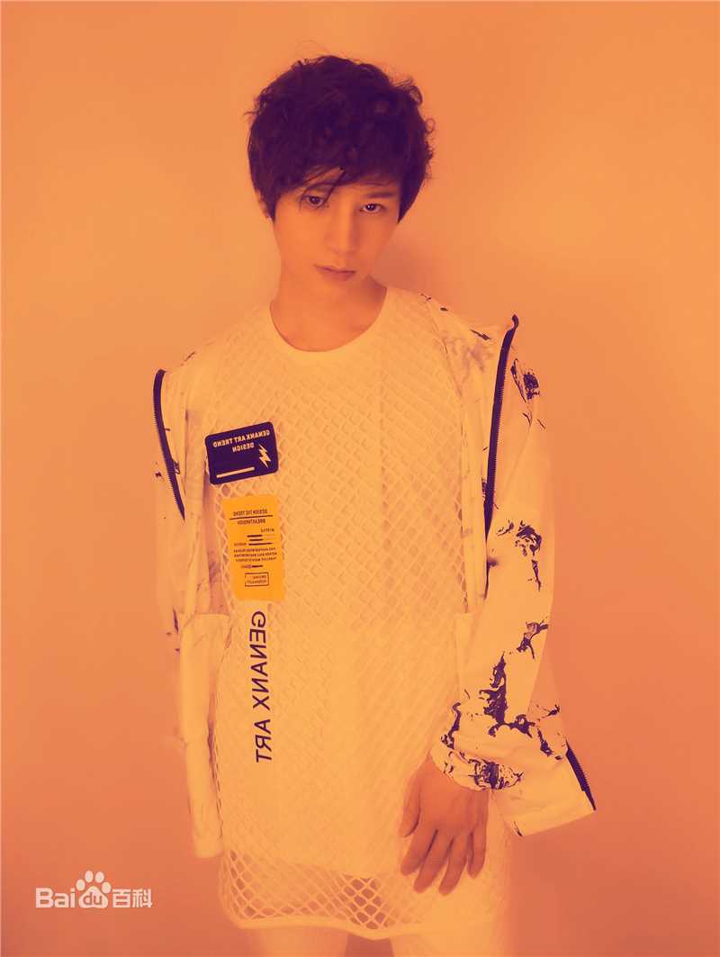 陈奕天(Eachen)黄色系壁纸壁纸