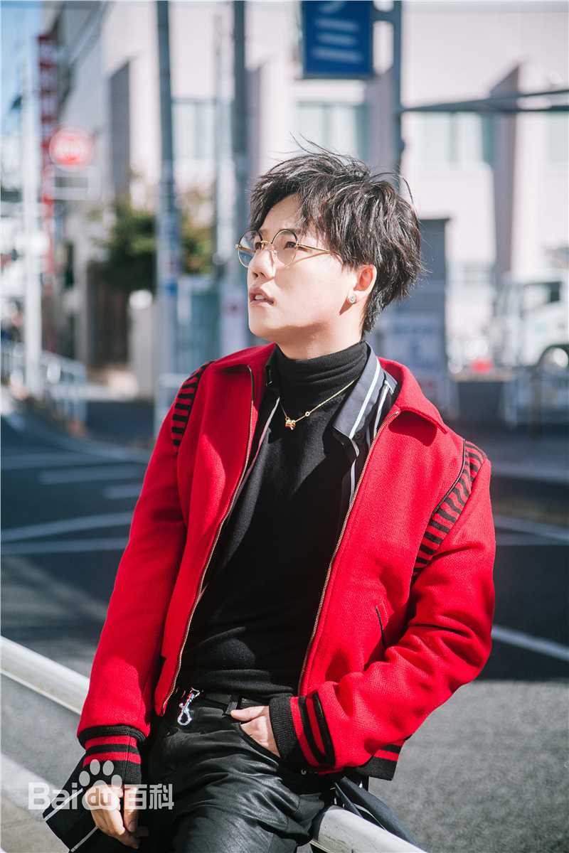 刘维(Julius)日本街拍素颜照相册