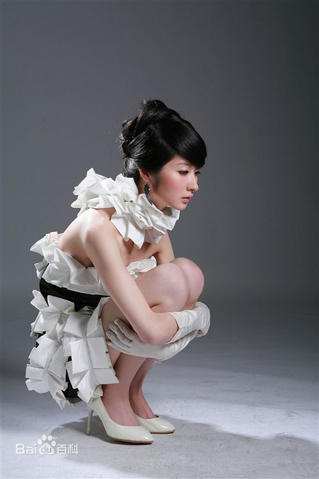 王诗蒙最新 图集