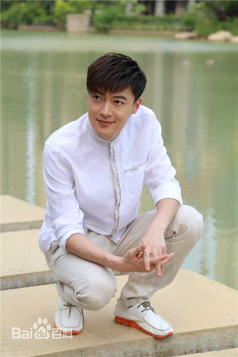 纪宁(JiNing)《别让爱你的人等太久》精选剧照