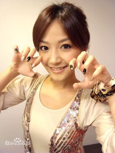 王怡仁生活照图片图集