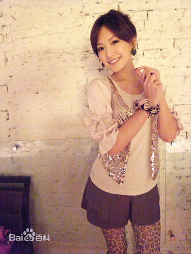 王怡仁生活照图片图集