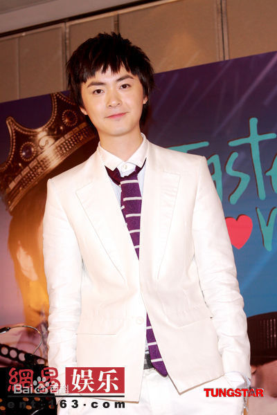 洪卓立(Ken Hung ，Hung Cheuk Lap)艺术照图片图集