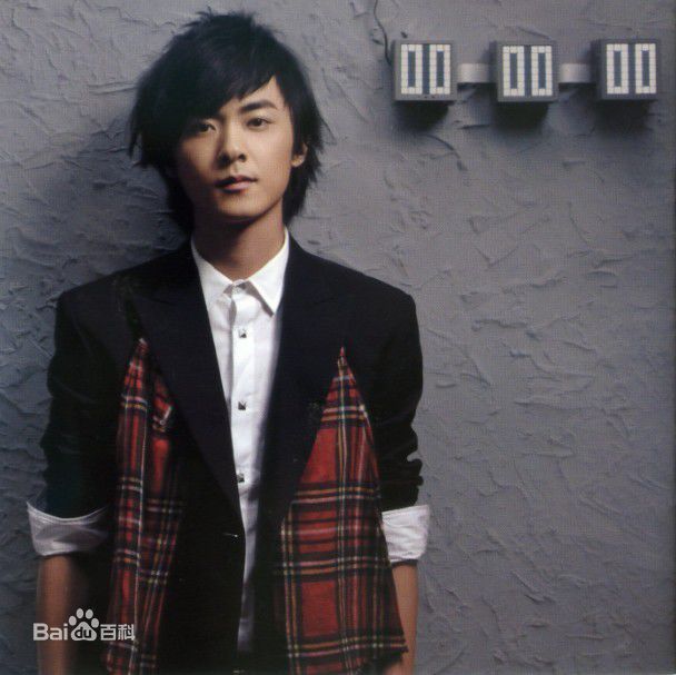 洪卓立(Ken Hung ，Hung Cheuk Lap)唱片内页生活照