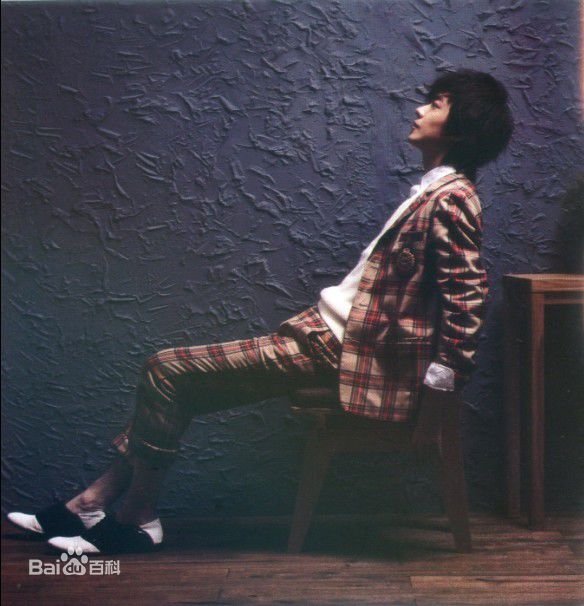 洪卓立(Ken Hung ，Hung Cheuk Lap)唱片内页生活照