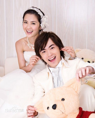洪卓立(Ken Hung ，Hung Cheuk Lap)与阿SA婚纱图片图集