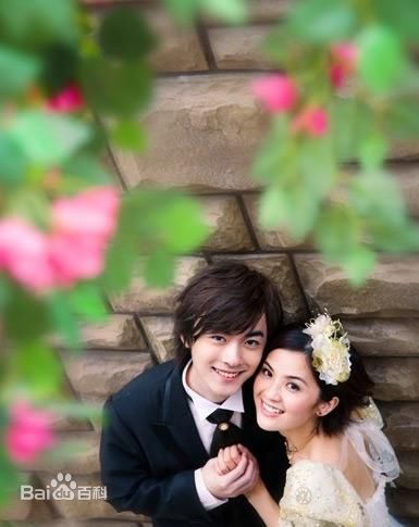 洪卓立(Ken Hung ，Hung Cheuk Lap)与阿SA婚纱图片图集