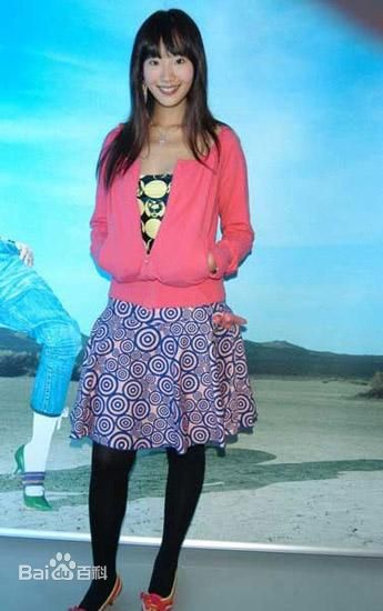 陆明君(Jo'elle Lu) 生活照壁纸壁纸