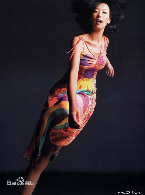 陆明君(Jo'elle Lu) 生活照壁纸壁纸