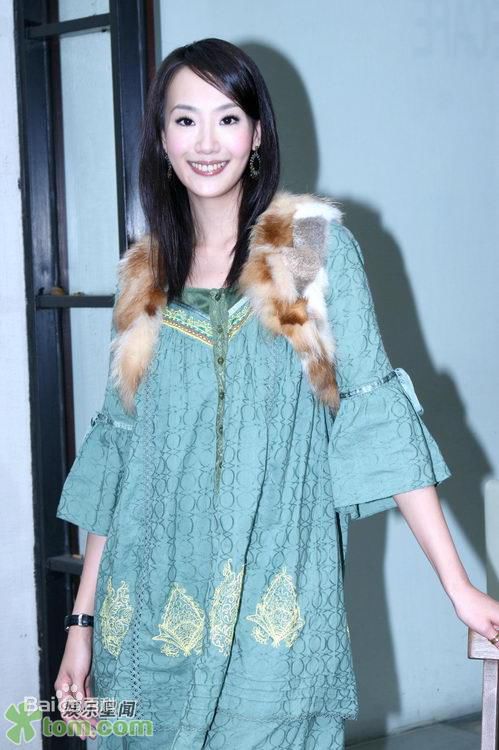 陆明君(Jo'elle Lu) 生活照壁纸壁纸