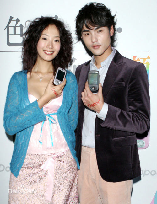 陆明君(Jo'elle Lu) 生活照壁纸壁纸