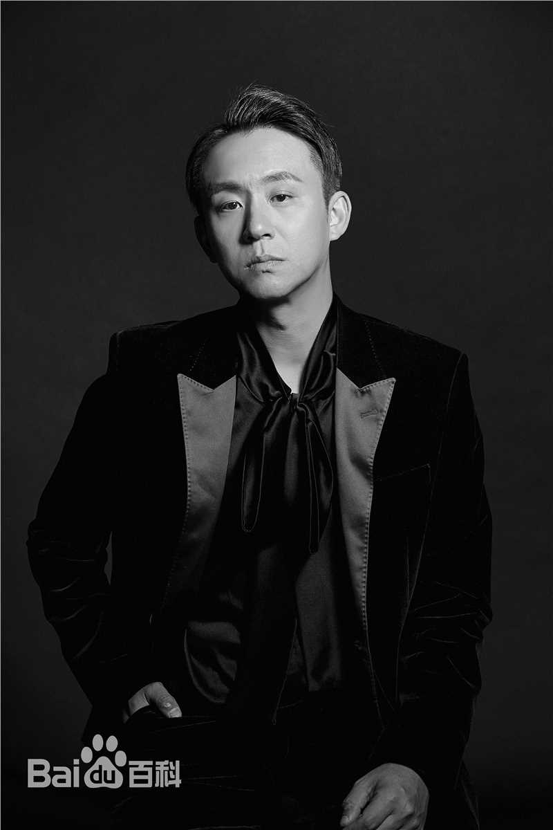 最优质刘亭作素颜照