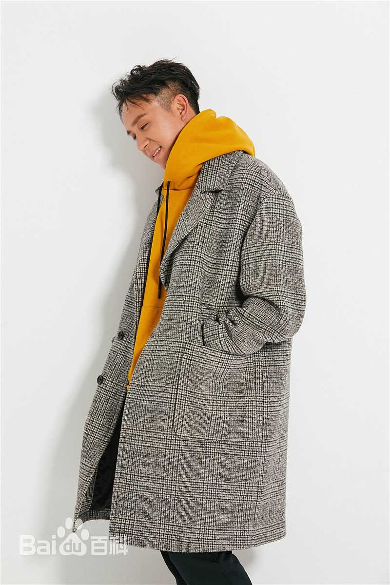 高清刘亭作图片