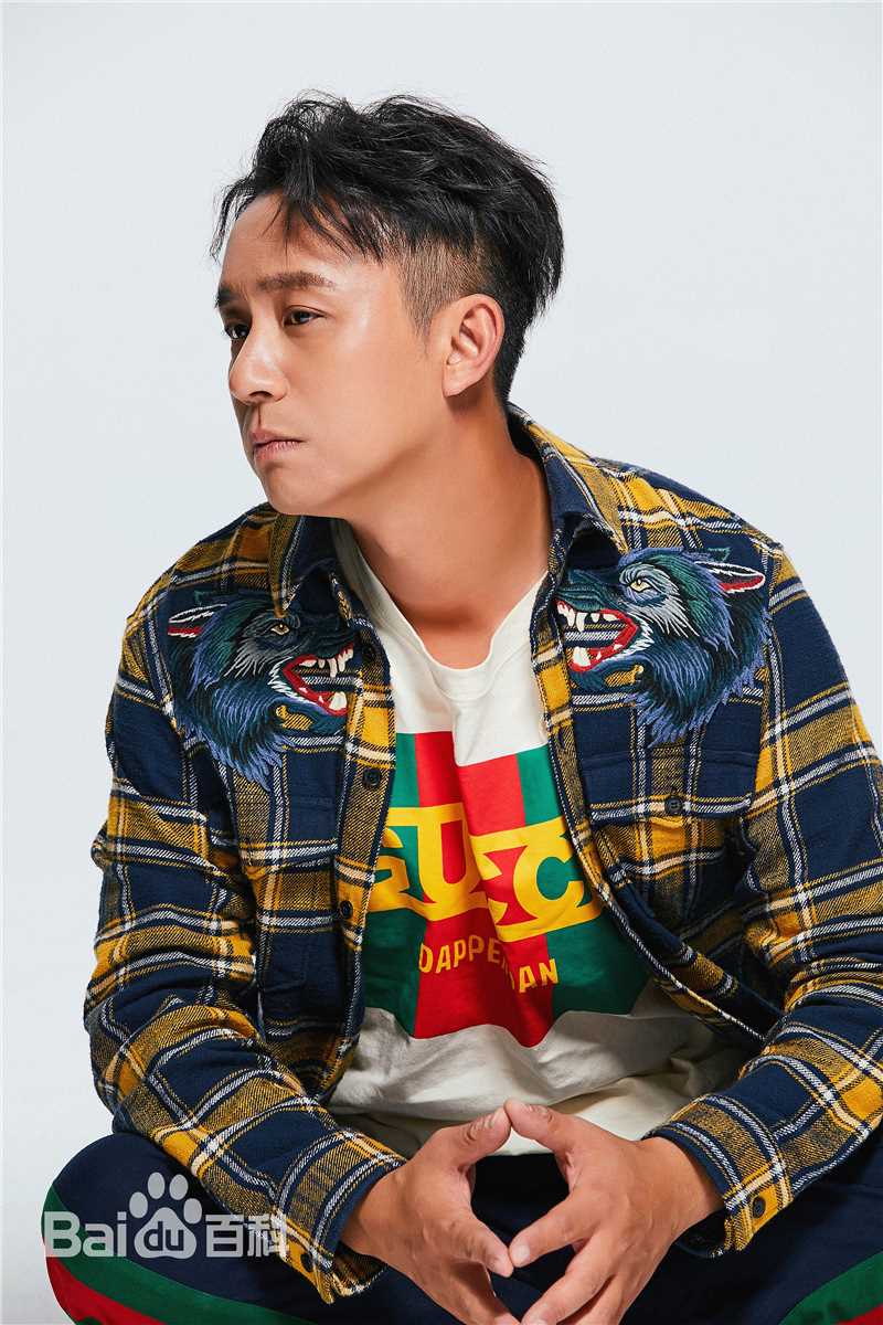 最新刘亭作壁纸