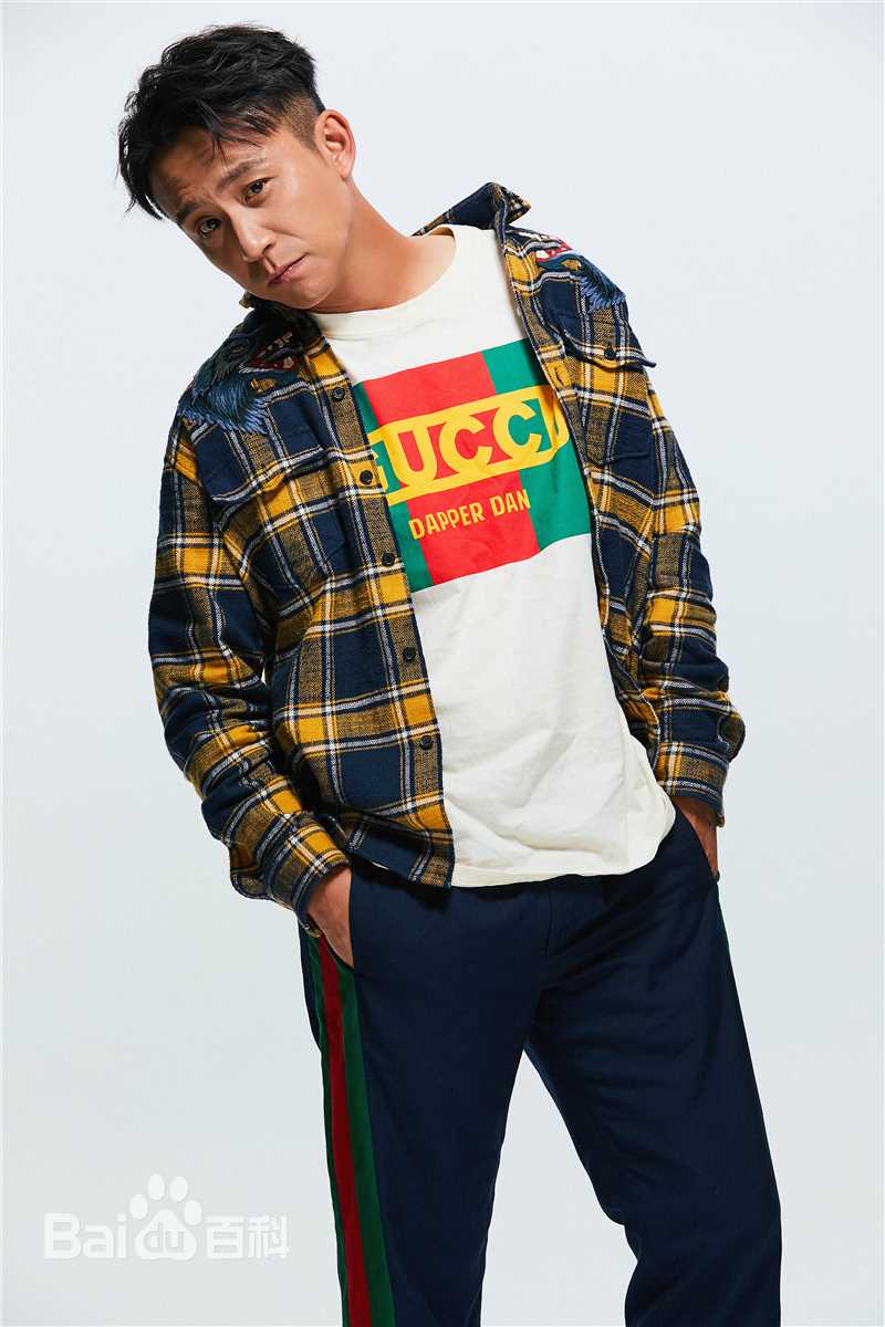 最新刘亭作壁纸