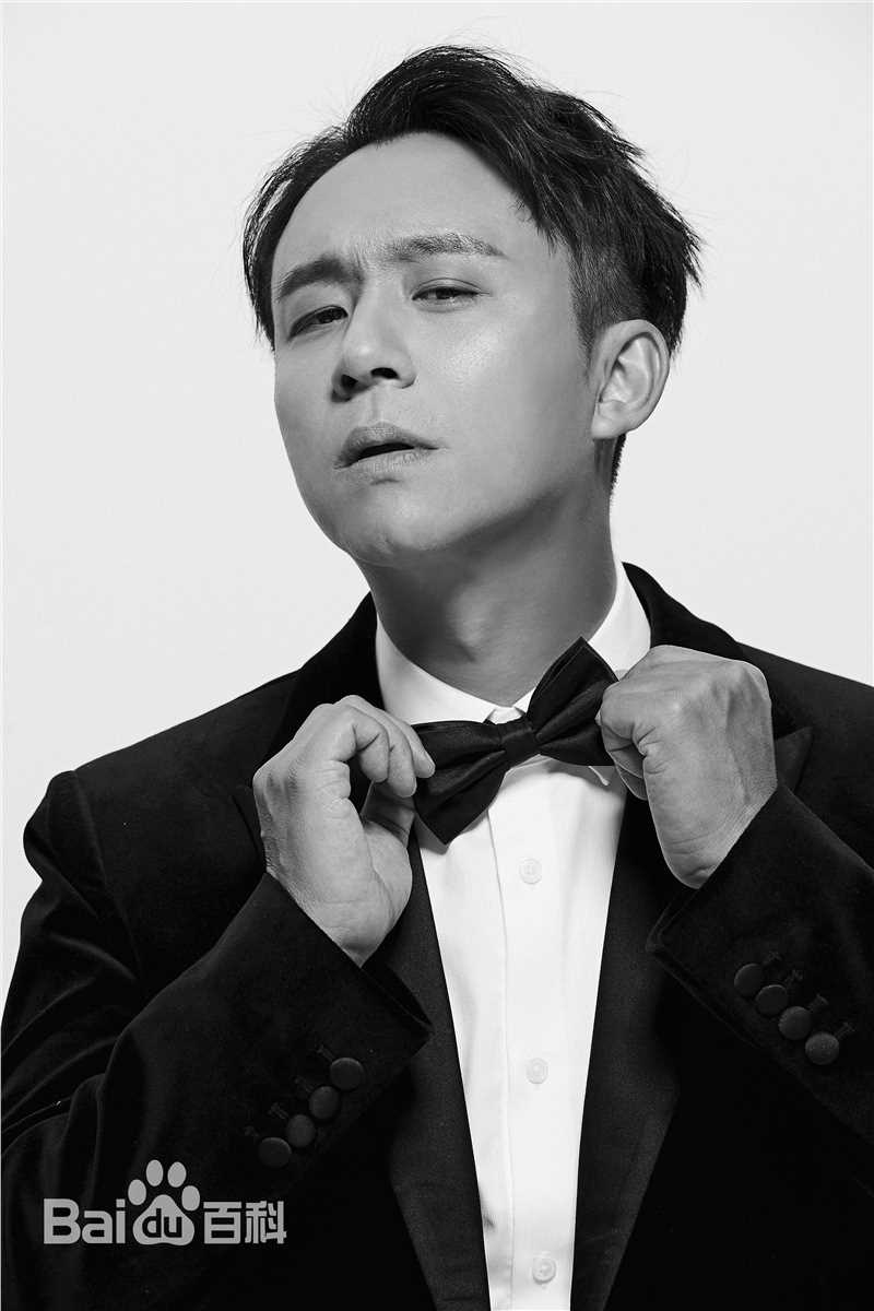 最新刘亭作壁纸