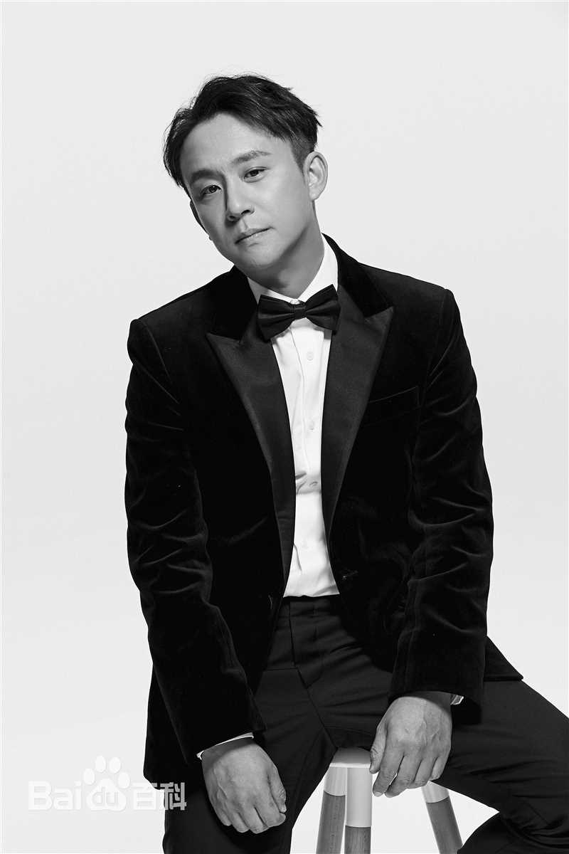 最新刘亭作壁纸