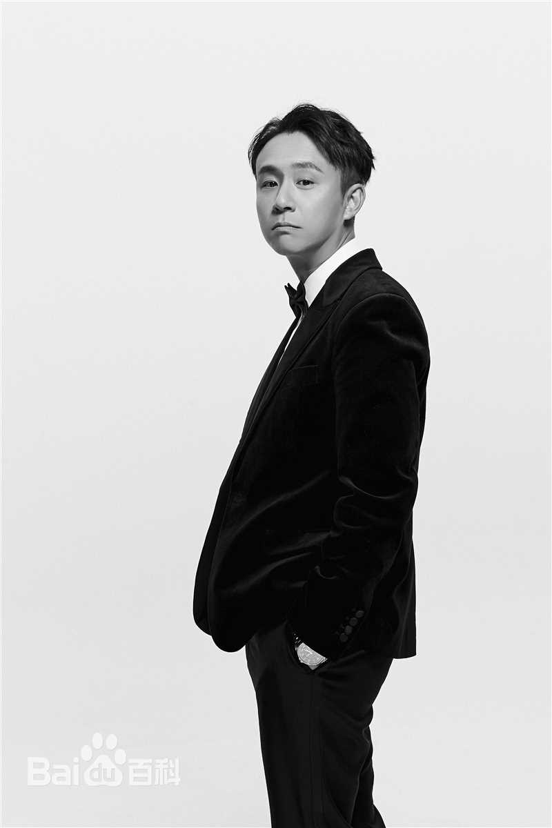 最新刘亭作壁纸