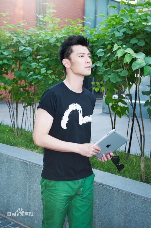 王钧赫(Eric)全能偶像性感图片壁纸