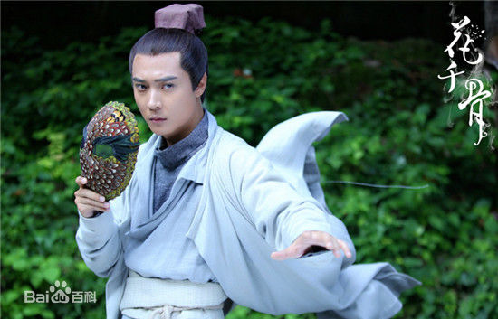 高清赵路性感图片