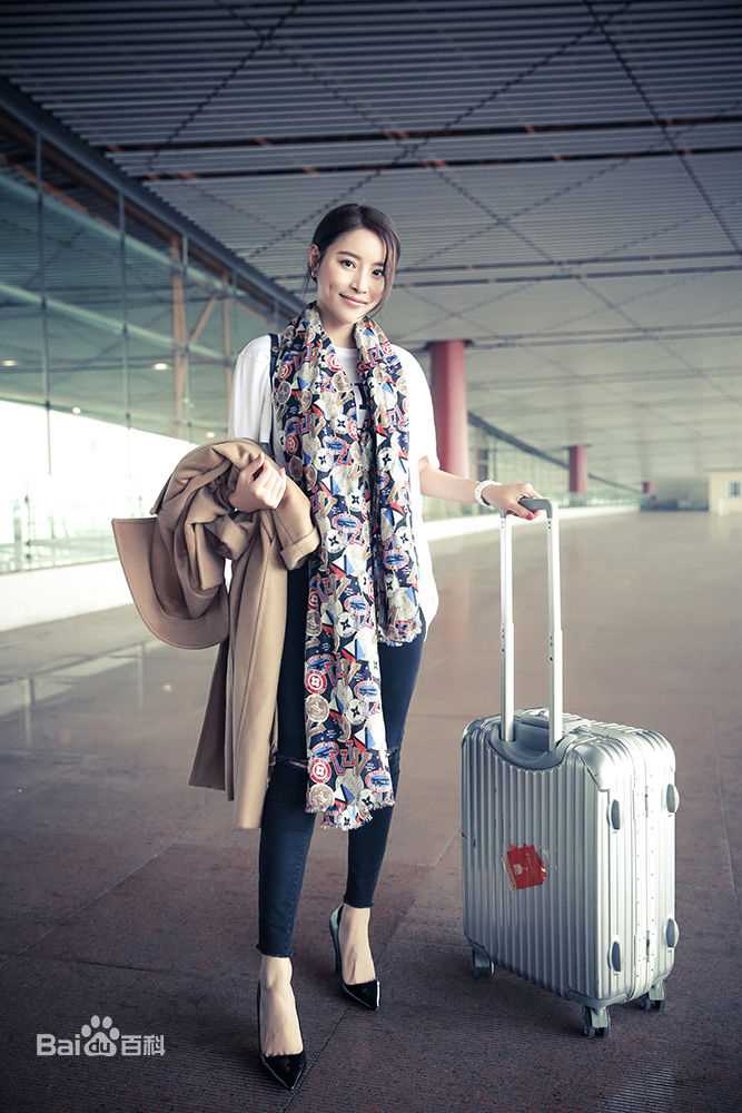 蔡蝶(Vanessa)街拍壁纸壁纸