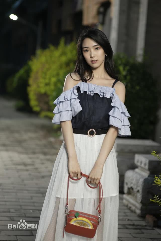 翟艺舒(Jane)最新宣传壁纸