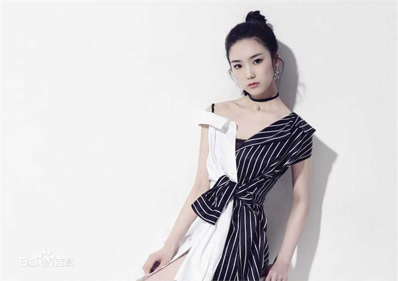 翟艺舒(Jane)最新宣传壁纸