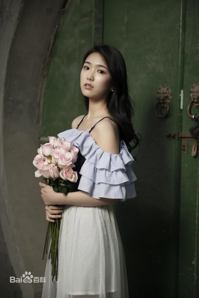 翟艺舒(Jane)最新宣传壁纸