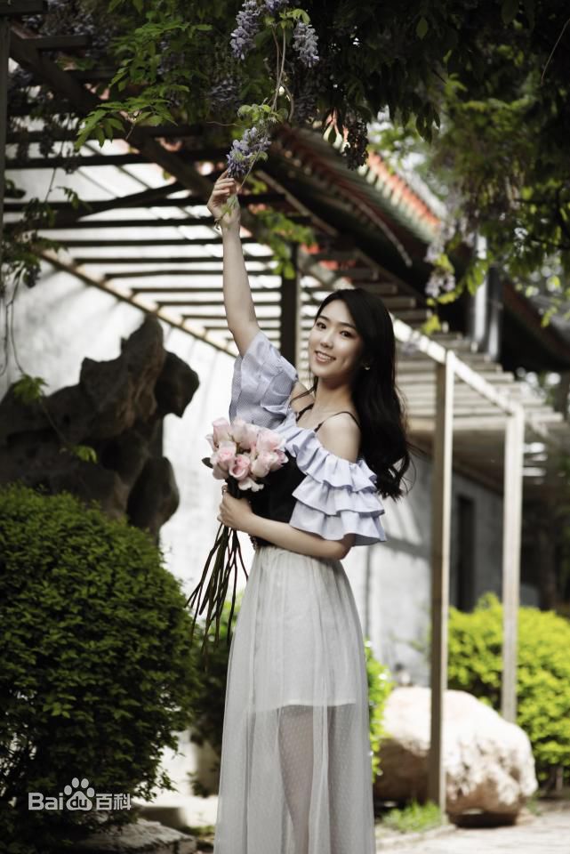 翟艺舒(Jane)最新宣传壁纸