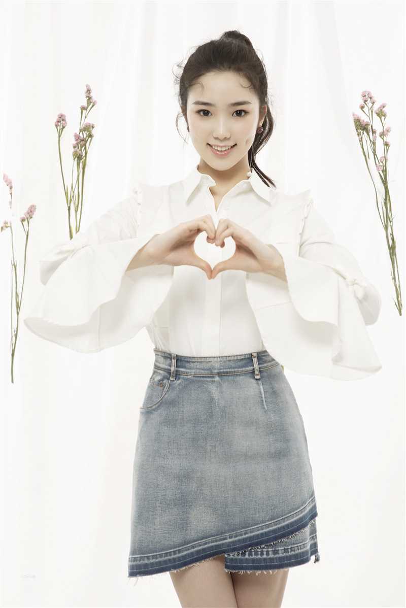 翟艺舒(Jane)最新宣传壁纸