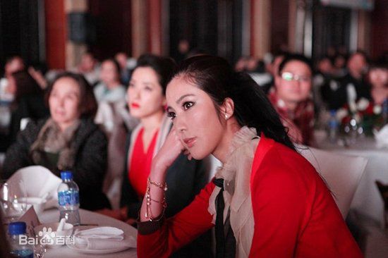 王珂(Kelly)生活照前后照片