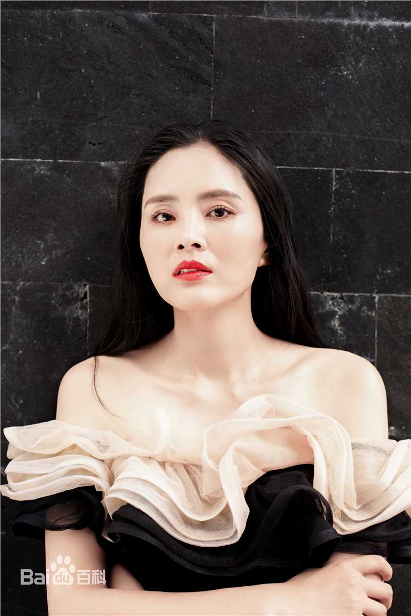 冯海煜时尚前后照片