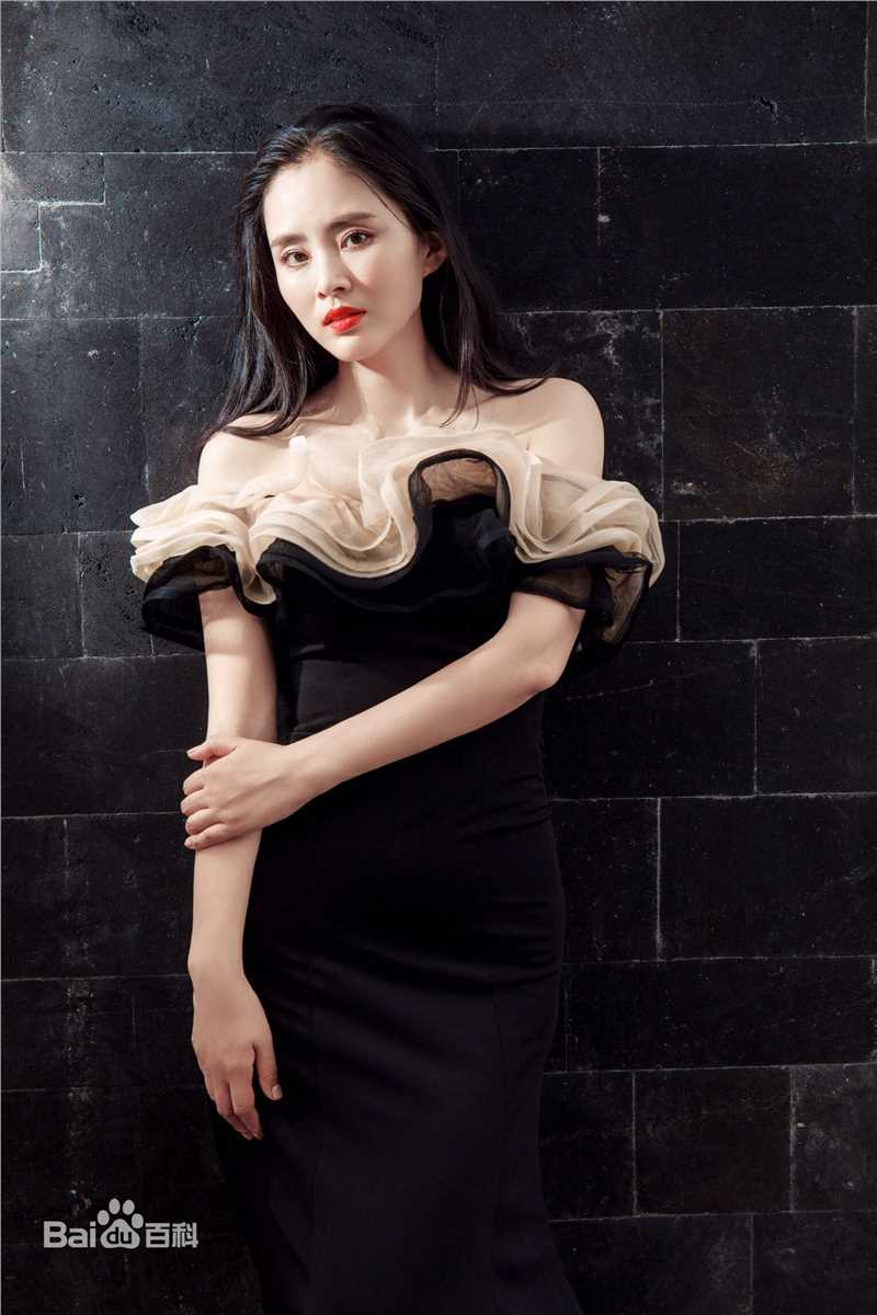 冯海煜时尚前后照片