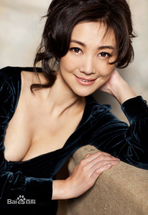 赵雪莲 浅露酥胸尽显性感壁纸壁纸