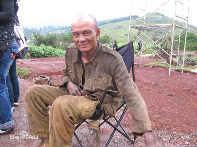 王东栋在我的团长我的团前后照片