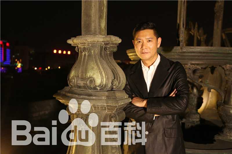 高清冯国强在《博物馆之夜》中的图册