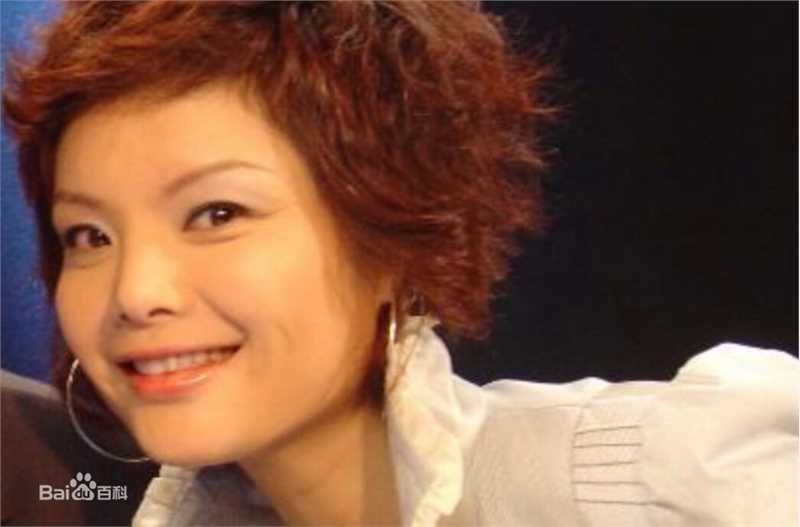 邹倚天前后照片