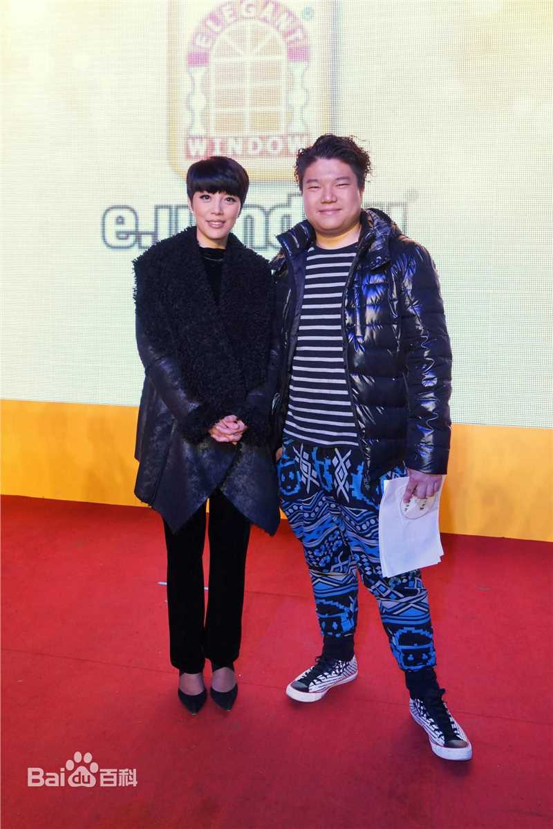 阮志强(Yuen Chi Keung , Edmond)导演与演员留影素颜照相册