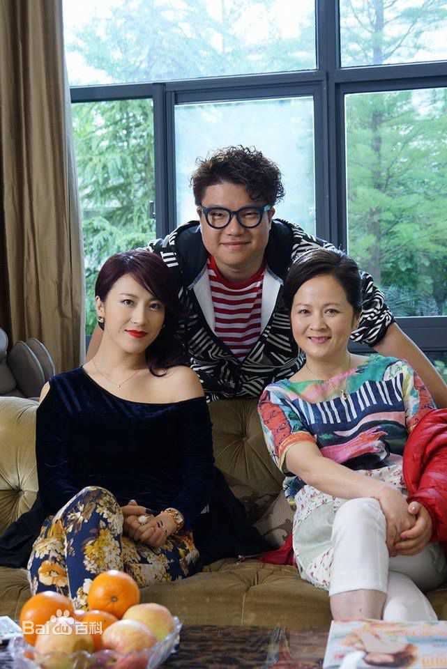 阮志强(Yuen Chi Keung , Edmond)导演与演员留影素颜照相册