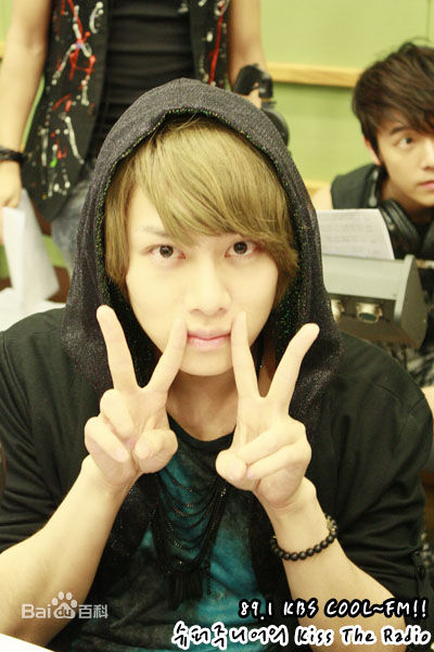 高清金希澈(Kim HeeChul、キム ヒチョル)图片