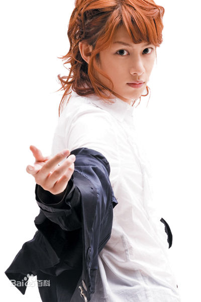 金希澈(Kim HeeChul、キム ヒチョル)的专辑造型素颜照相册