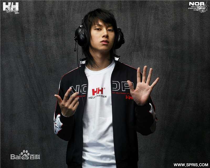 金希澈(Kim HeeChul、キム ヒチョル)2006 SPRIS Spring素颜照壁纸