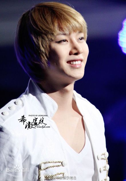 精选金希澈(Kim HeeChul、キム ヒチョル)精彩图册